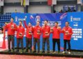 TEKONG Thailand, Pornthep Tinbangbon (hujung kiri) menjuarai acara regu Piala Dunia Sepak Takraw 2026 bersama rakan sepasukannnya selepas menewaskan Myanmar 2-1 dalam perlawanan akhir yang mendebarkan di Stadium Titiwangsa, semalam