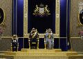 TUNKU Mahkota Ismail sempurnakan pengurniaan Darjah Sultan Ibrahim Johor Yang Amat Disanjungi Pangkat Pertama Dato’ Sri Mulia Sultan Ibrahim Johor (SMIJ) kepada Che’ Puan Mahkota Khaleeda Johor dan Darjah Kerabat Johor Yang Amat Dihormati Pangkat Pertama (DK I) kepada Raja Muda Johor, Tunku Iskandar Tunku Ismail.