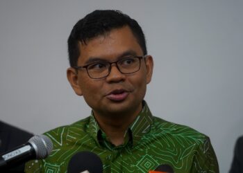 AKMAL Nasrullah Mohd. Nasir ditemui se­­­le­pas Majlis Penyerahan Ta­­wa­­ran Di Bawah Kerjasama Stra­tegik Di Antara Kerajaan Malaysia dan Arm Limi­ted di Putrajaya semalam.