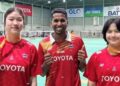 SALIM Samion (tengah) merupakan bekas anak didik bekas jurulatih negara, Datuk Misbun Sidek serta pernah mengendali skuad perseorangan wanita Thailand sejak 2021. - IHSAN BORNEO ECO HOUSE