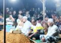 JENAZAH Nur Izzati Humaira Azizul dikebumikan di Tanah Perkuburan Islam Felda Trolak Utara hari ini. - UTUSAN