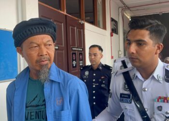 NORDIN Ithnin, 61, mengaku tidak bersalah di Mahkamah Majistret Batu Pahat hari ini atas pertuduhan menyebabkan kematian sel kanak-kanak perempuan berusia 8 tahun, Selasa lalu.
