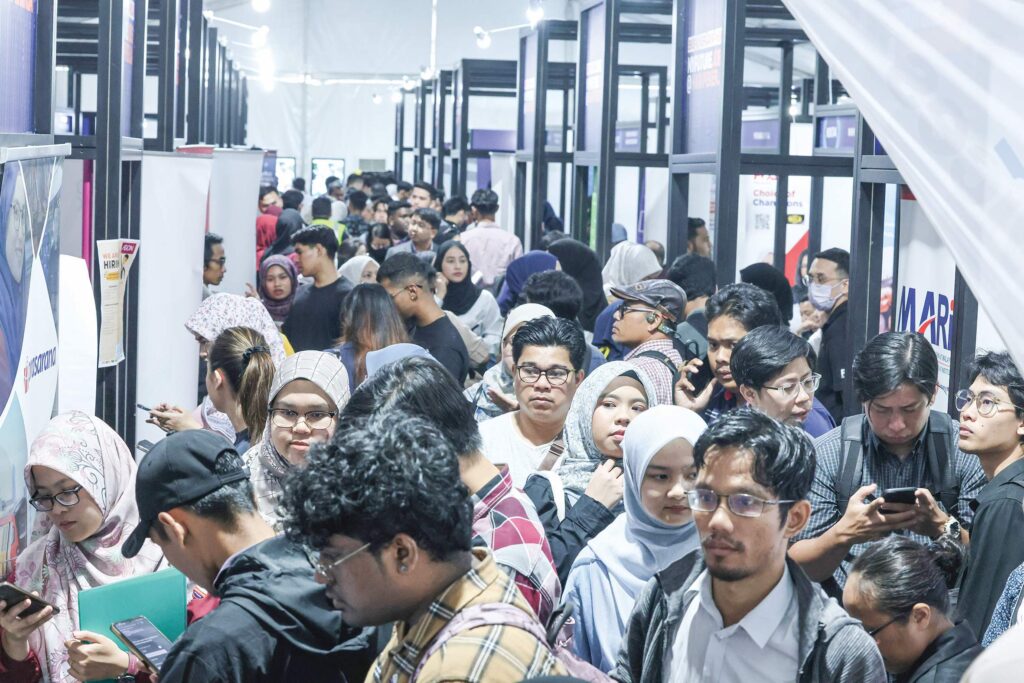 Bijak urus ekonomi rakyat, itulah  parti yang menerajui selepas PRU16