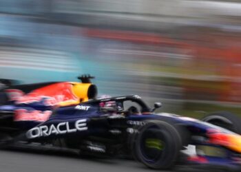 Bos Red Bull, Laurent Mekies yakin jentera lumba pasukan itu bakal memberikan tentangan sengit selepas ini. - AFP