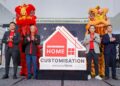 LIM Kim Heng (dua dari kiri) Eskay Lee Siow Koon (dua dari kanan) selepas Pelancaran Platform Senheng Home Customisation (SHC) di Easyhome Mall USJ baru-baru ini.