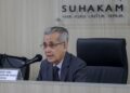 MOHD. Hishamudin Yunus bercakap pada Pengumuman Keputusan Inkuiri Awam berhubung Insiden Penjara Taiping di Pejabat Suhakam, di sini hari ini. - UTUSAN/FARIZ RUSADIO