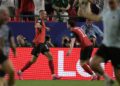 PENYERANG Austria, Sasa Kalajdzic (kiri), meraikan jaringan ketiga pasukannya bersama rakan sepasukan, Michael Gregoritsch ketika aksi Piala Dunia 2026 Kumpulan J menentang Algeria di Stadium Kansas City-AFP