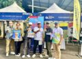 Ku Hasrin Ku Abdul Rahman (tiga dari kanan) mewakili Trooper mempromosi Tahun Melawat Perlis bersempena Dieng Cardera Race di Jogjakarta, Indonesia.- UTUSAN