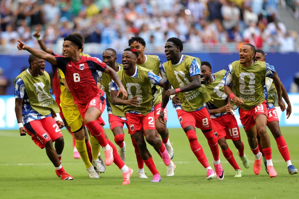 Cape Verde pasang impian, Uruguay semakin tertekan