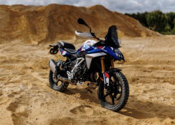 BMW F 450 GS Trophy mampu memecut dari 0-100 km/j dalam masa 5.9 saat.