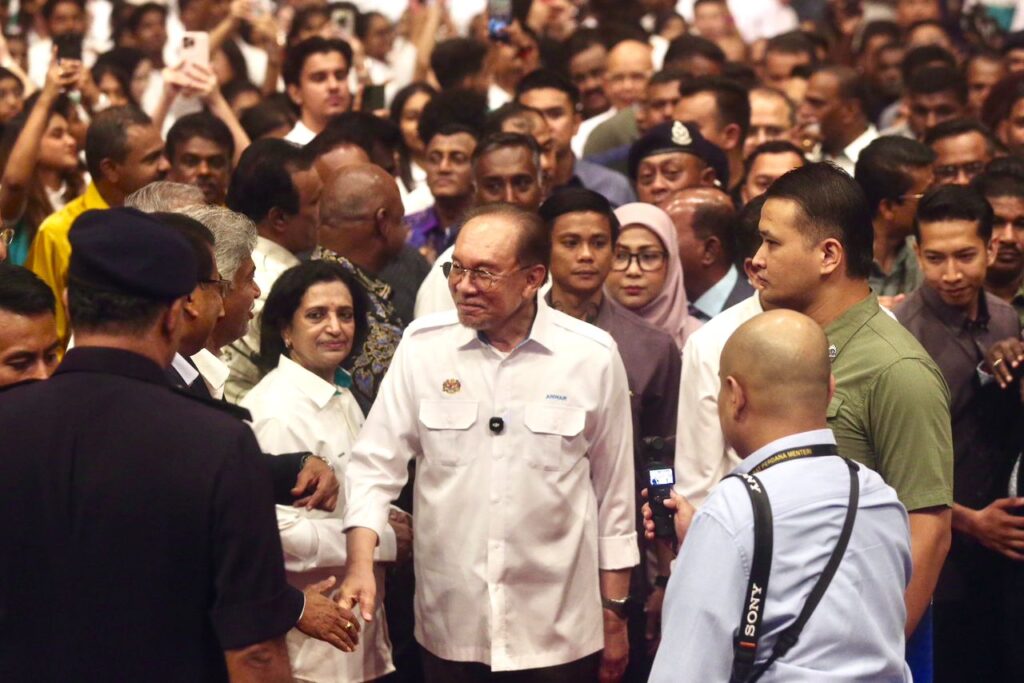 Elak terperangkap politik kebencian di Johor, Negeri Sembila