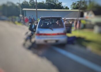 KEADAAN lokasi kemalangan yang meragut nyawa pasangan suami isteri di Jalan Selising-Tok Bok, berhampiran simpang Kampung Sungai Durian, Pasir Puteh, Kelantan.