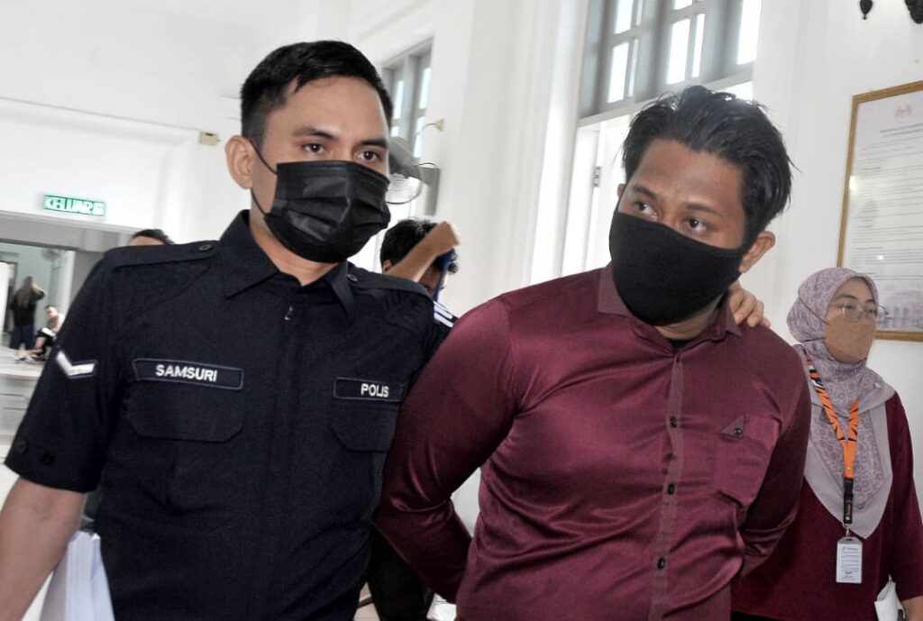 Guru mengaku tidak bersalah lakukan amang seksual,