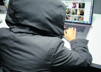 KANDUNGAN sensitif tidak hanya tersebar melalui individu yang terlibat secara langsung, malah diperkukuh menerusi perkongsian semula pengguna lain.