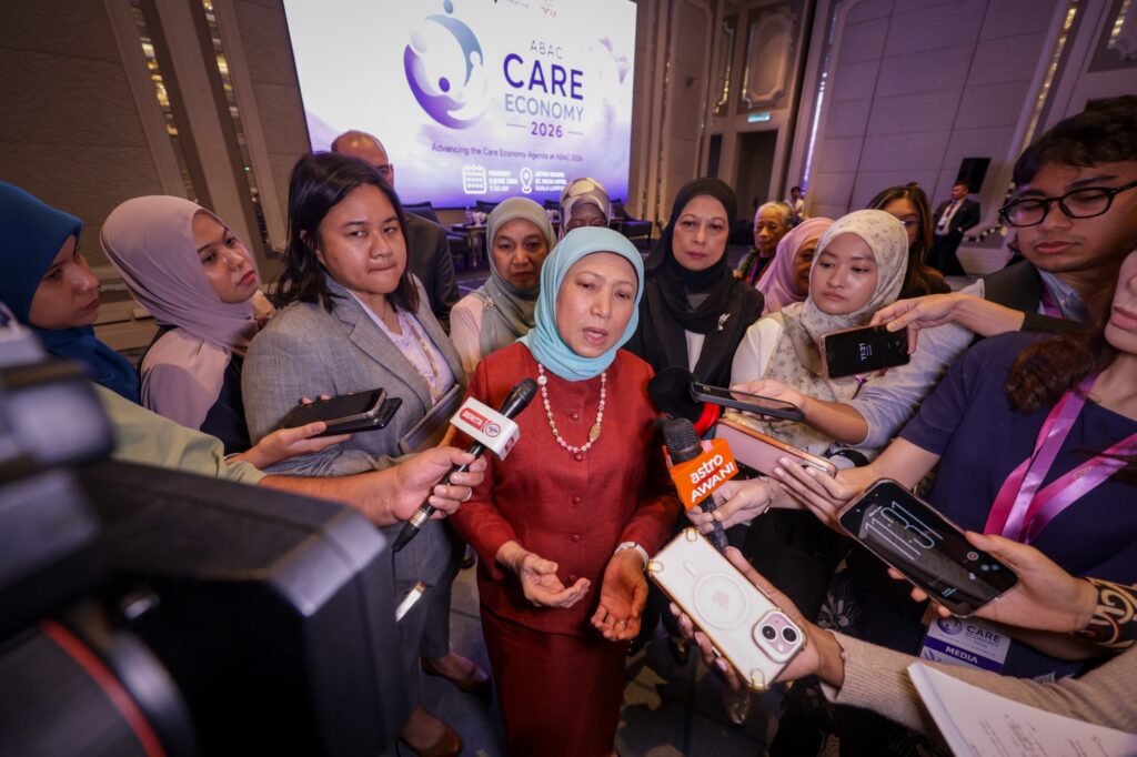 3.2 juta rakyat berdepan kekangan kerja akibat tanggungjawab