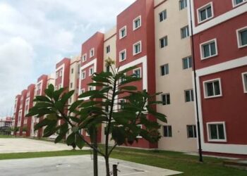 KOLEJ kediaman universiti awam berpotensi menjadi model kampus lestari yang menyumbang kepada agenda keterjaminan makanan negara.