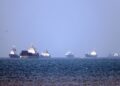 GAMBAR fail daripada agensi berita ISNA Iran memaparkan kapal-kapal berlabuh di Selat Hormuz di luar Bandar Abbas di selatan Iran.- AFP