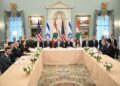 DELEGASI kedutaan Israel, Lubnan dan AS menghadiri rundingan dianjurkan Jabatan Negara di Washington semalam.- AFP