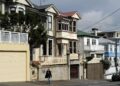GAMBAR fail rumah yang terdapat di Wellington. - AFP