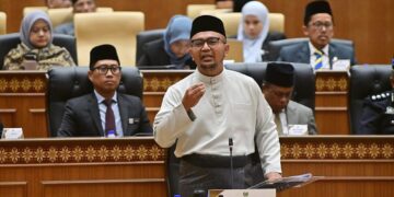 WAN Zikri Afhtar Ishak semasa sesi penggulungan sesi DUN Perlis di Kangar, Perlis hari ini.-UTUSAN/Jabatan Penerangan