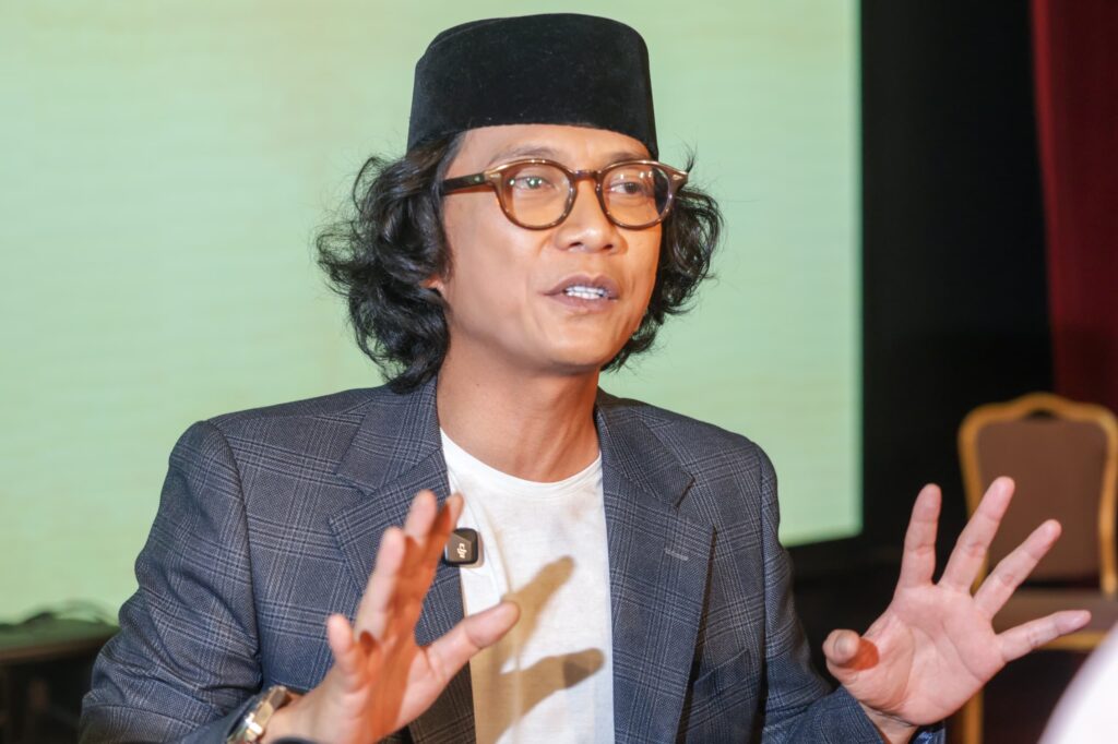 Politicians should fight politically, not use me as a shield, says comedian Ajak