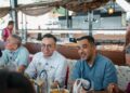 STEVEN Sim Chee Keong bersama Mohd Noor Helmy Abdul Halem ketika program bersama usahawan di Melaka