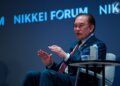 ANWAR Ibrahim menyampaikan ucaptama di Persidangan Antarabangsa Nikkei Future of Asia di Tokyo, Jepun bertajuk Navigating Strategic Uncertainty. PEJABAT PERDANA MENTERI
