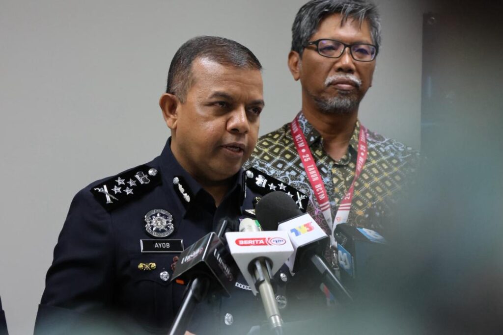 Vape perlu diharamkan secara menyeluruh – Ayob Khan