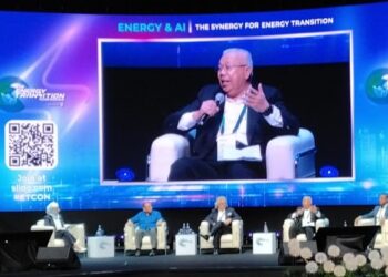IR Guntor Tobeng ketika menjadi panel pada sesi sempena Persidangan Transisi Tenaga 2026 (ETCon26) di Kuala Lumpur.