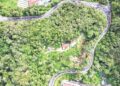PEMANDANGAN dari udara keadaan kesesakan trafik di Cameron Highlands semasa musim cuti. – GAMBAR IHSAN REACH
