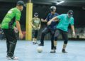SUASANA perlawanan pertandingan futsal ‘buta’ tiga penjuru di padang futsal Universiti Sultan Zainal Abidin (UniSZA), Kuala Nerus, Terengganu. – UTUSAN/PUQTRA HAIRRY