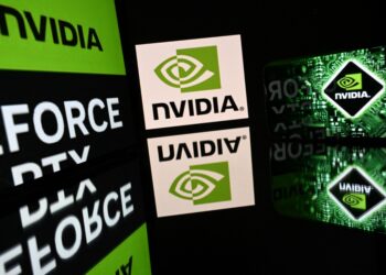 SYARIKAT Nvidia menentang pelesenan global bagi mengawal akses kepada cip AI. - AFP