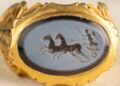 KEVIN Minto menemukan sebentuk cincin. - .South West Heritage Trust