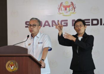 FAHMI FADZIL