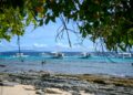 GEMPA bumi kuat ‘menaikkan’ dasar laut di Filipina. - AFP