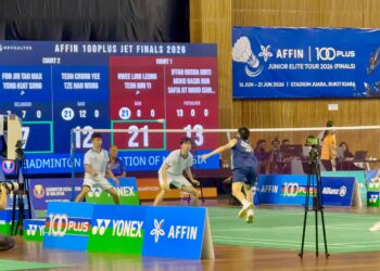 Reveal Lens Instant Review System berkuasa AI pertama di dunia telah diperkenalkan pada AFFIN 100PLUS Junior Elite Tour Finals 2026 yang berlangsung semalam, memberi pendedahan kepada pemain badminton junior terhadap teknologi pengadilan bertaraf dunia.