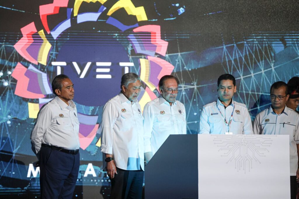 Kemelut Negeri Sembilan perlu diselesaikan melalui rundingan