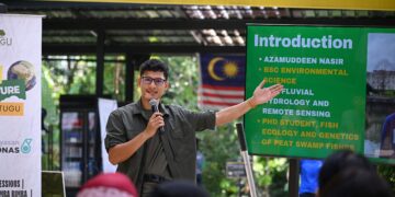 Azamuddeen bukan sekadar mahu menghiburkan, tetapi juga mendidik masyarakat mengenai kepentingan menjaga alam sekitar.