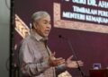 AHMAD Hamidi berucap pada majlis penutup Konvensyen Ekonomi Usahawan Bumiputera (KEUB) 2026 di Terengganu Equastrian Resort, Kuala Terengganu, Terenggan. - UTUSAN/PUQTRA HAIRRY