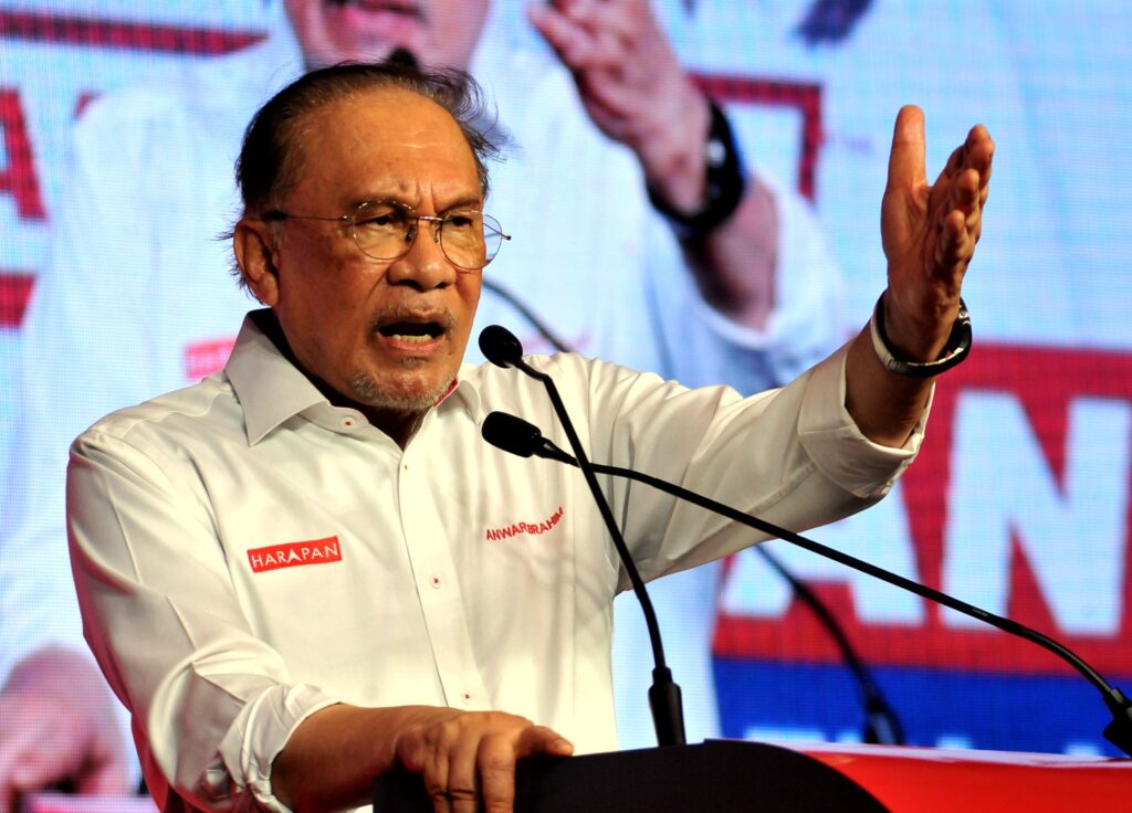 Saya setuju beri laluan kepada UEC -Anwar
