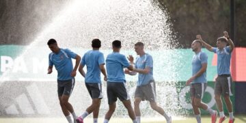 Pemain Republik Czech menjalani sesi latihan terakhir di Arena Sukan Zapopan, Mexico, semalam sebagai persiapan menghadapi Korea Selatan dalam aksi pembukaan Kumpulan F Piala Dunia 2026. – AFP