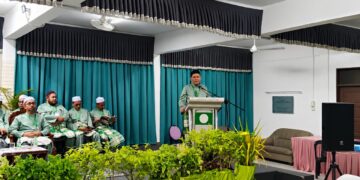 MOHD. Amar Nik Abdullah semasa berucap pada Mesyuarat Agung Tahunan Pas Kawasan Pengkalan Chepa, Kelantan. - UTUSAN/YATIMIN ABDULLAH
