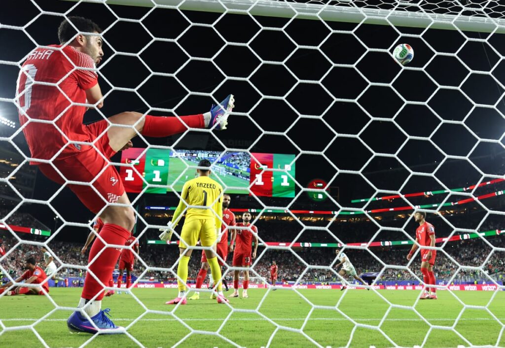 Algeria bangkit kalahkan Jordan 2-1