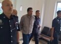 Tetak penunggang motosikal