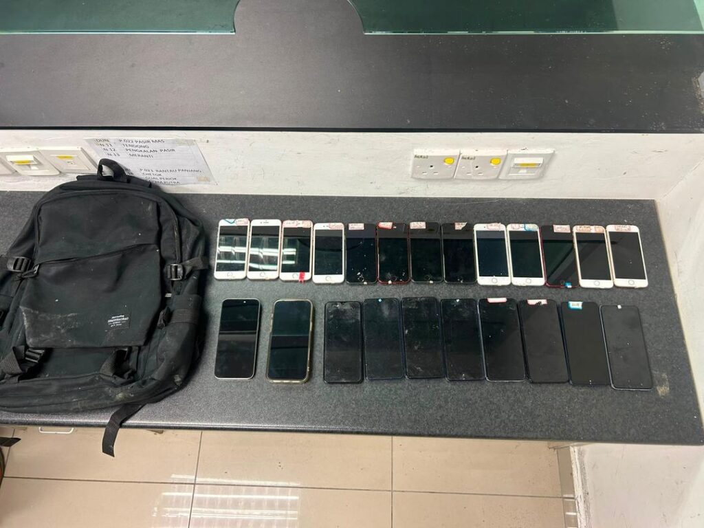 Malaysian Police Arrest Two Chinese Nationals Suspected of Scam Activities