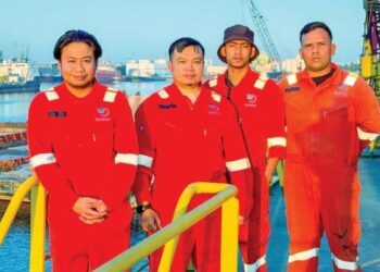 NASIB kru kapal MV Berkat Tuah termasuk empat rakyat Malaysia yang terkandas di Teluk Parsi sejak lebih sembilan bulan lalu terus menjadi tanda tanya.