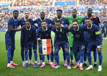 Kesebelasan utama Perancis ketika berdepan Ivory Coast dalam aksi persahabatan kejohanan bola sepak Piala Dunia FIFA 2026 di Stade de la Beaujoire di Nantes, kelmarin.- AFP