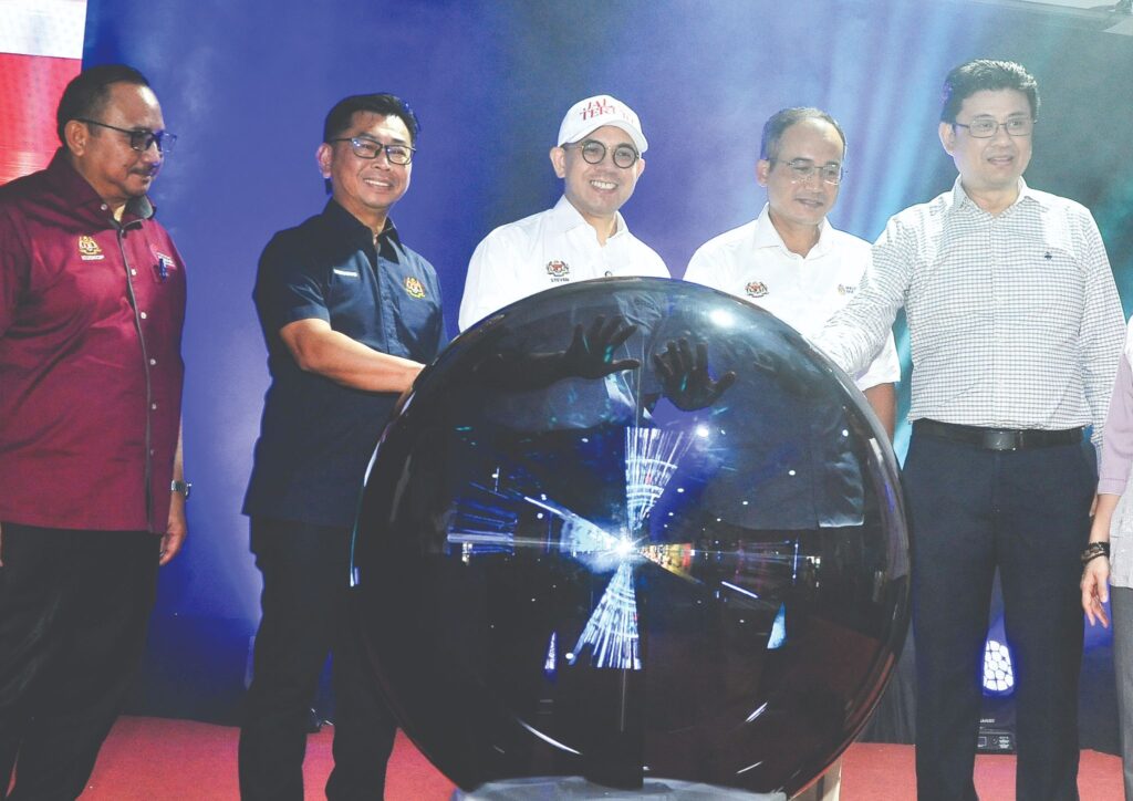 Malaysia Allocates RM205 Million to Aid SMEs Amid Global Crisis