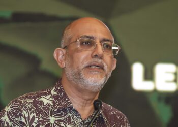 DATUK Dr. Ahmad Parveez Ghulam Kadir.