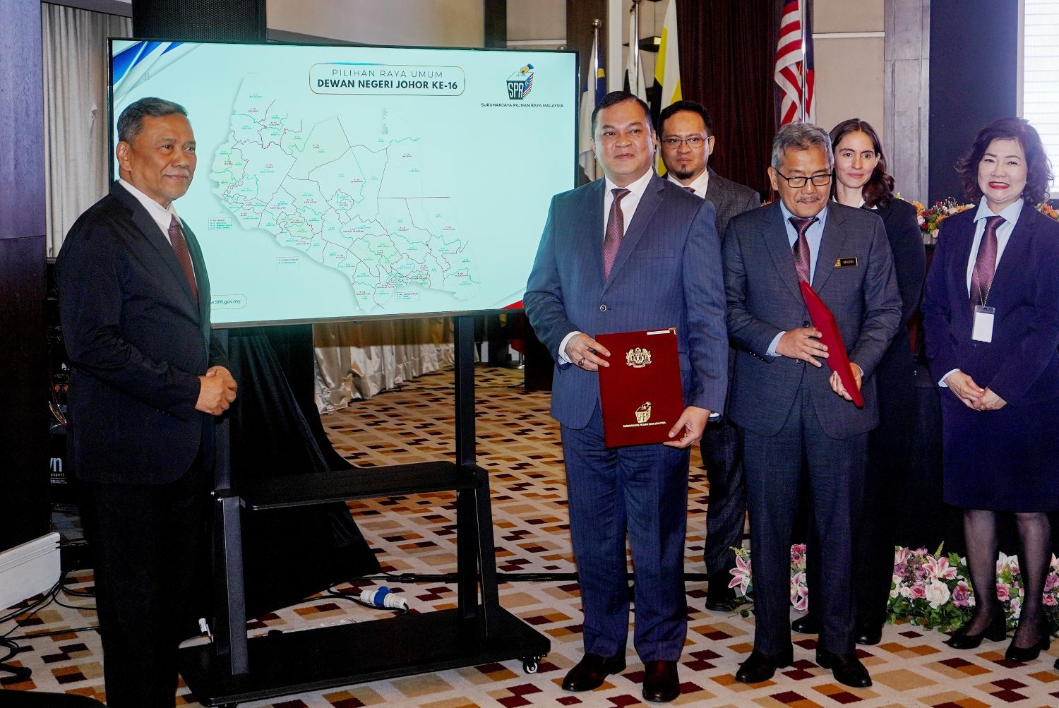 Johor undi dulu Johor undi dulu